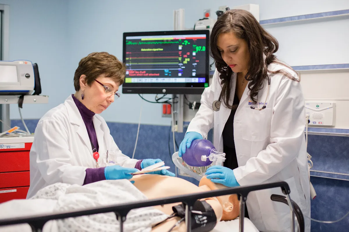 St. George's University Highlights The Importance of UK Clinical Rotations for Globally Competent South Korean Doctors