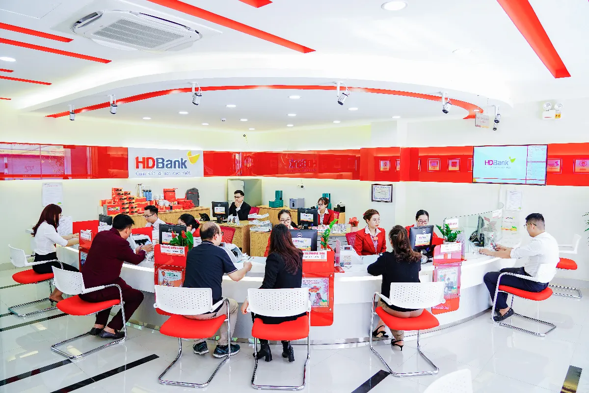 hdbank HDBank delivers robust 2025 results with profit up 27.4%.