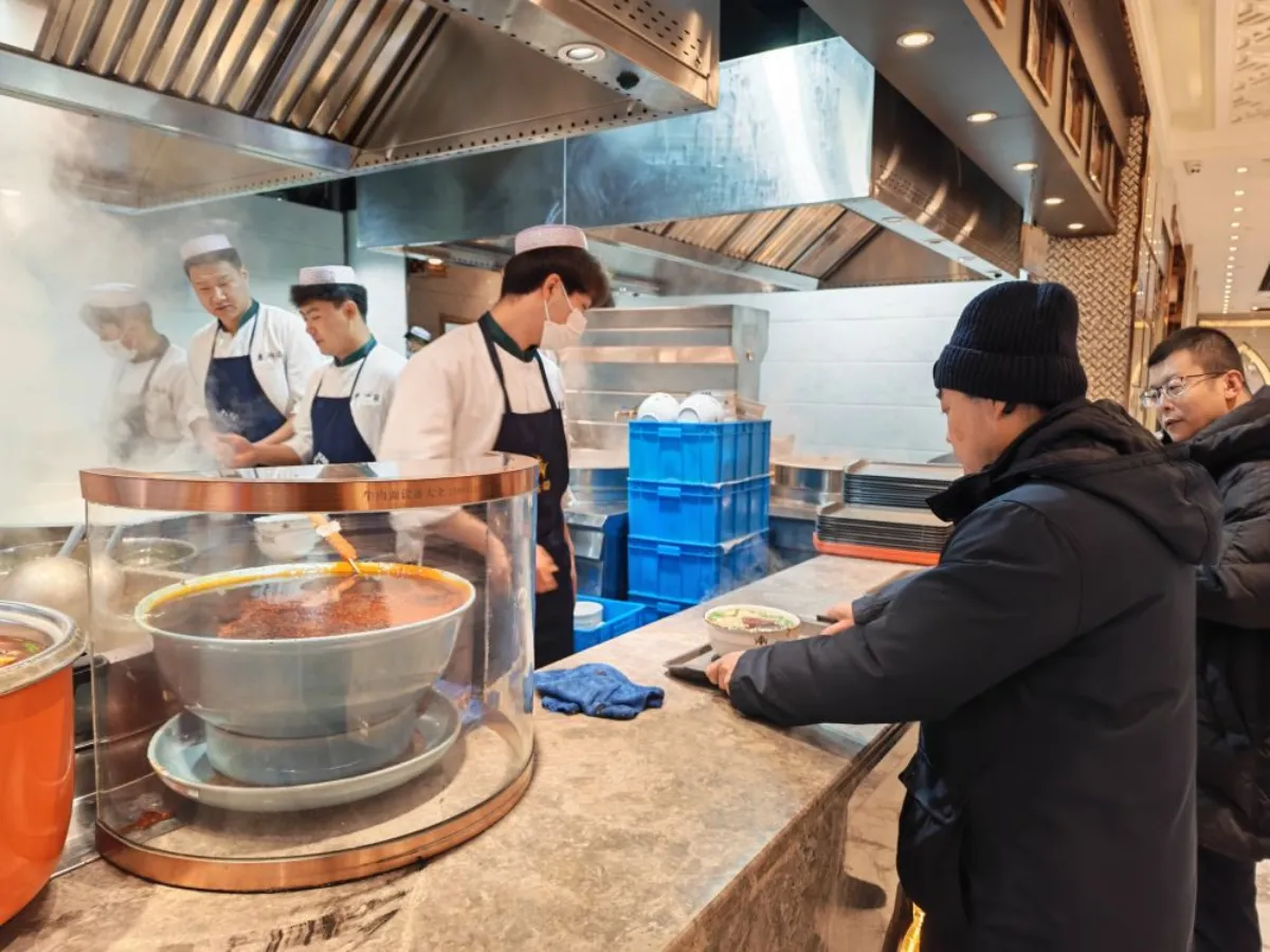 lanzhou From Banks of Yellow River to Dining Tables Worldwide: Lanzhou Beef Noodles Get a Makeover through Cross-industry Fusion