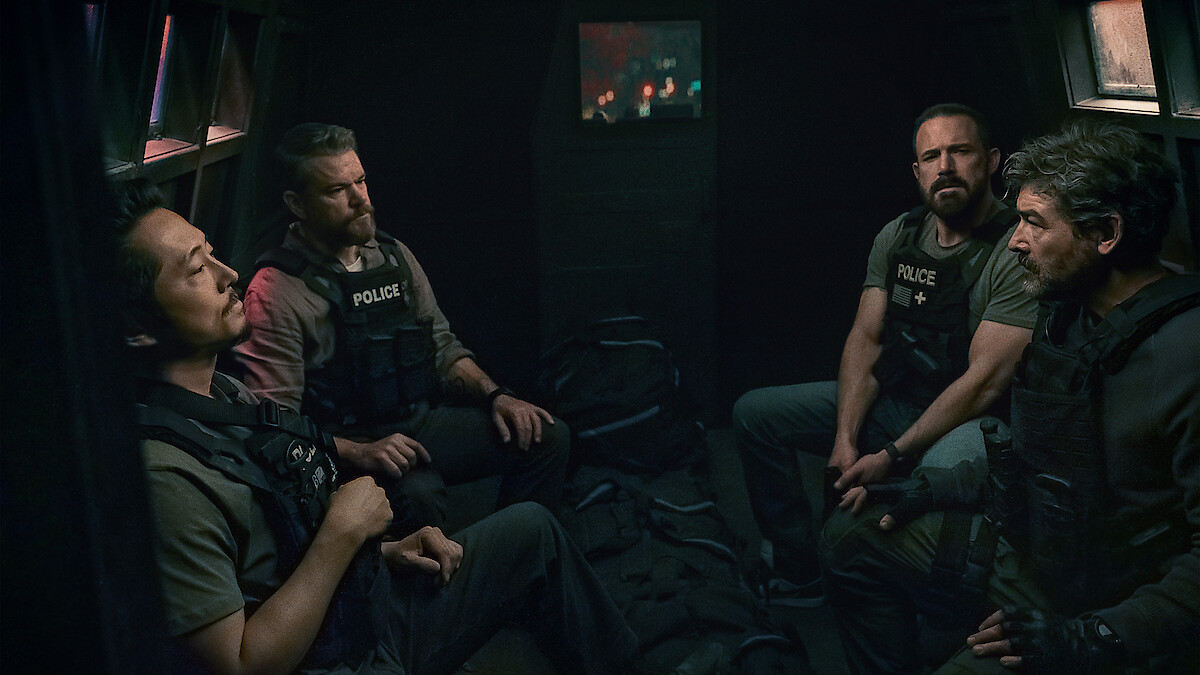 The Rip Review - Stars stuck in a flat crime thriller