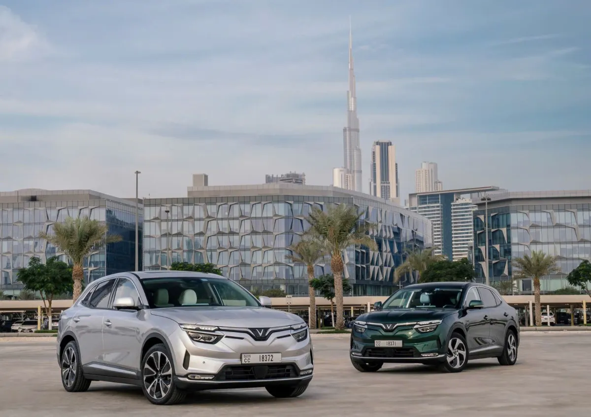 vinfast VinFast VF 8: The 'Just In Case' Electric SUV for Modern Families