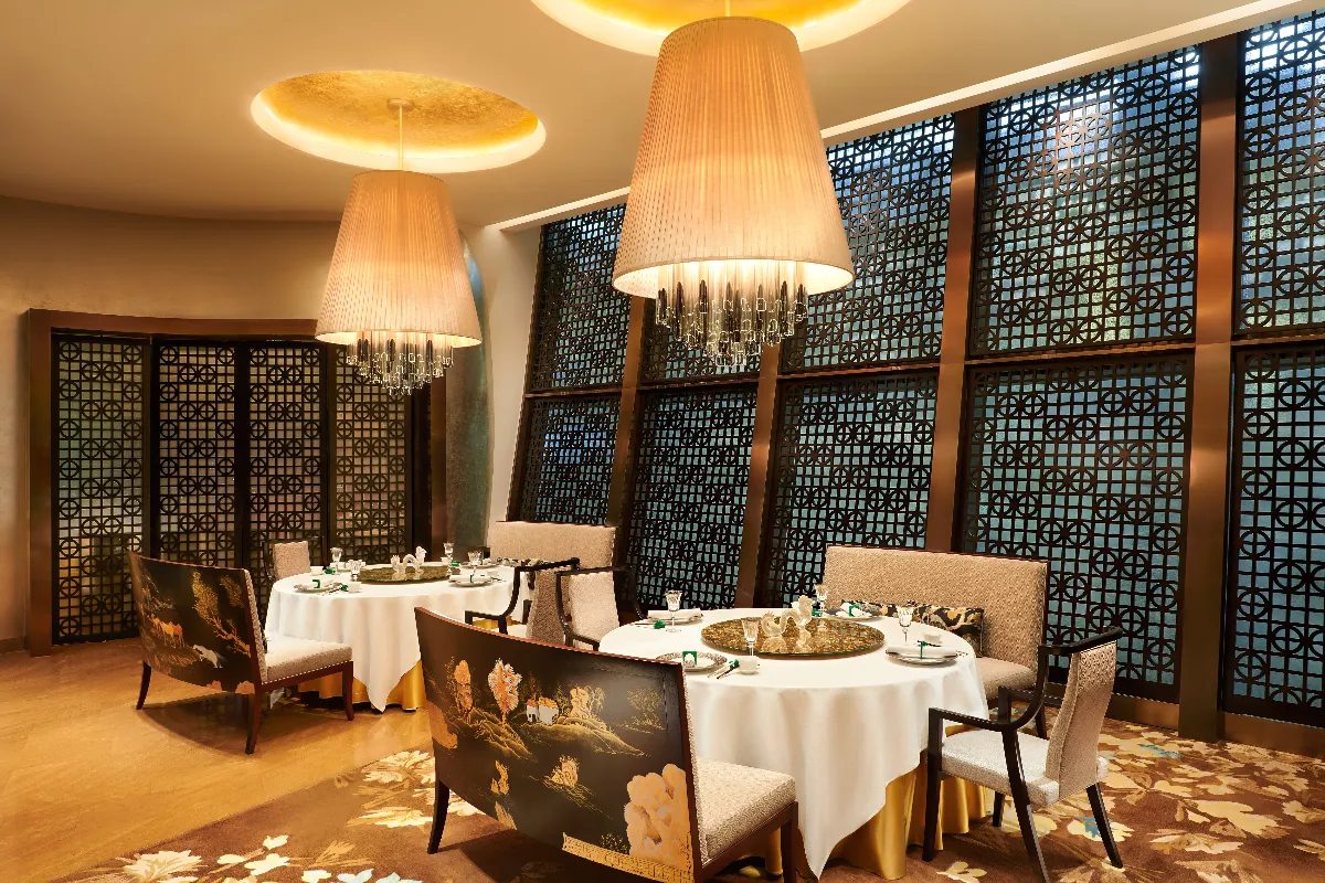 01-jade-dragon Melco garners six diamonds in the 2026 Black Pearl Restaurant Guide