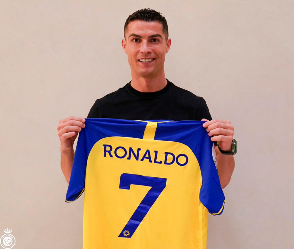 'Historic moment': Saudis flock to buy Ronaldo shirts after Al Nassr deal 'Historic moment': Saudis flock to buy Ronaldo shirts after Al Nassr deal