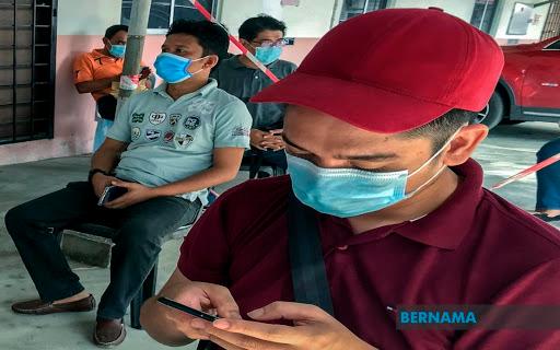 11 Kelantan media personnel undego Covid-19 swab test