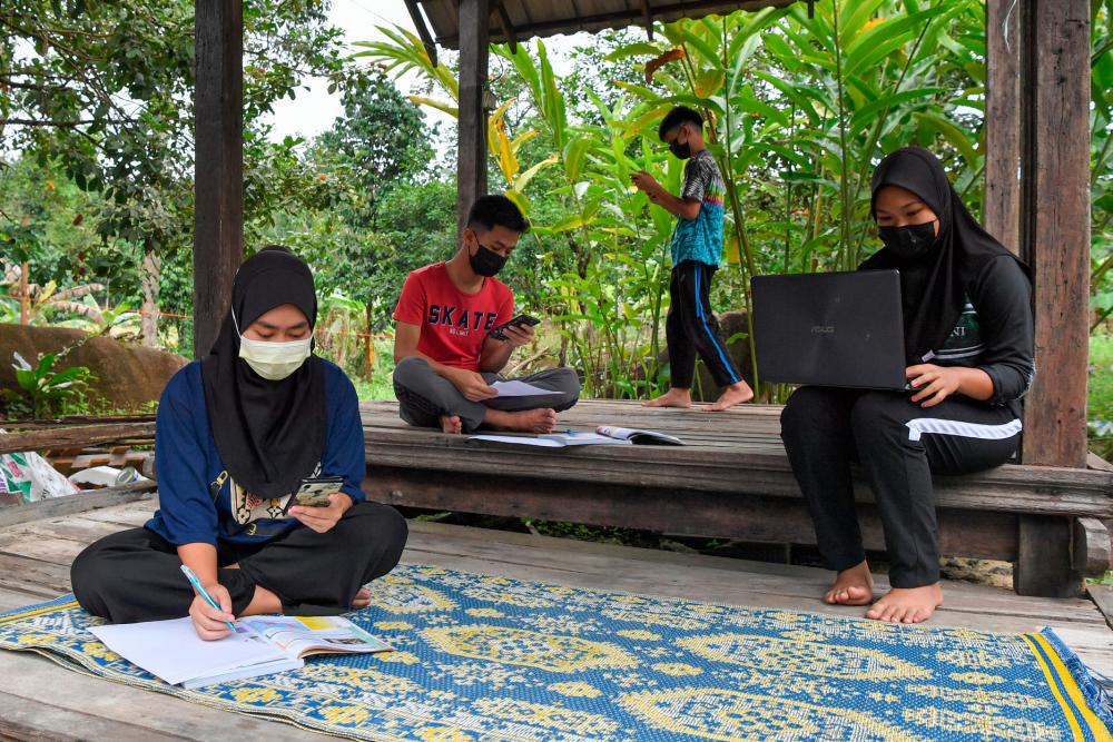 12MP: Govt urged to provide more PdPR devices to B40 group
