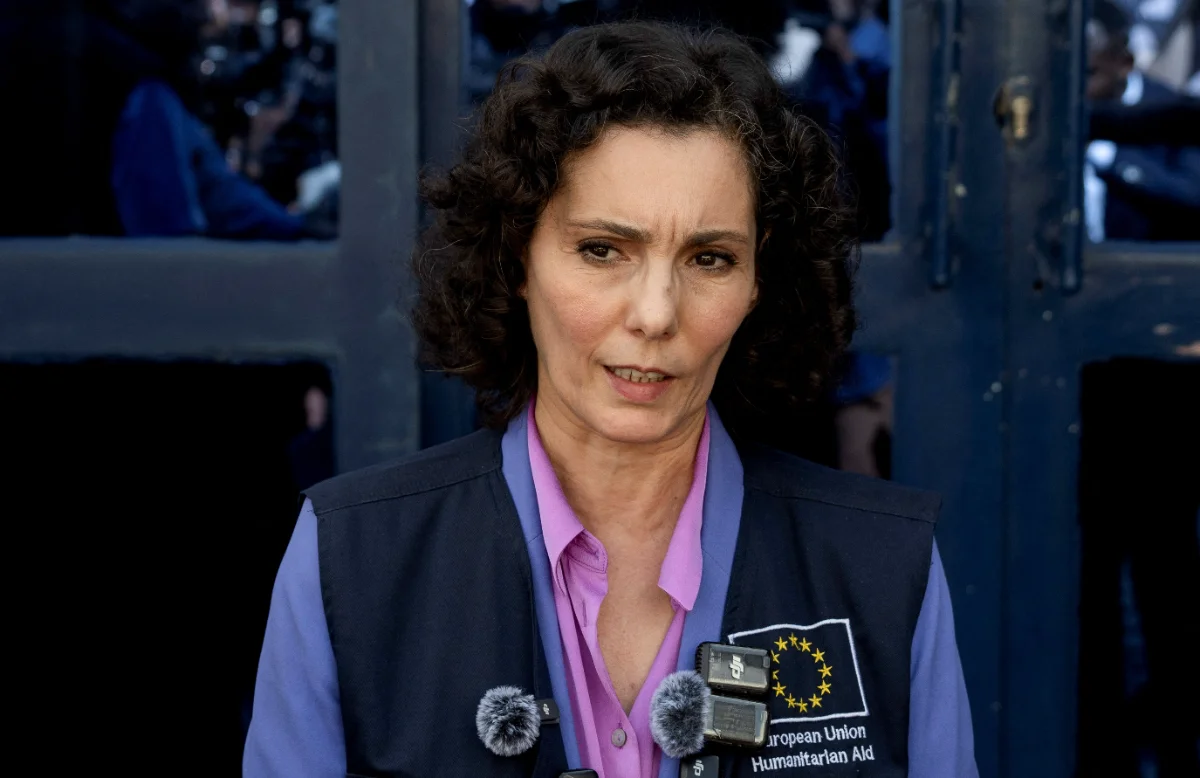 EU helps evacuate citizens from Middle East war zone EU helps evacuate citizens from Middle East war zone