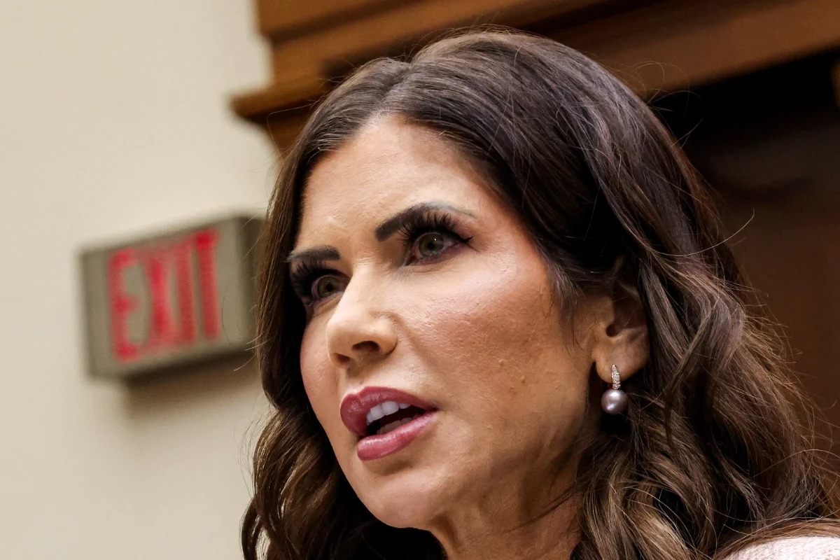 Trump fires homeland security chief Kristi Noem