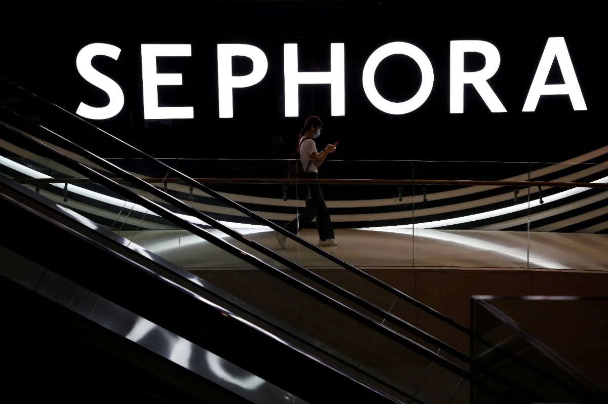 Italy probes Sephora and LVMH over cosmetics marketing to minors