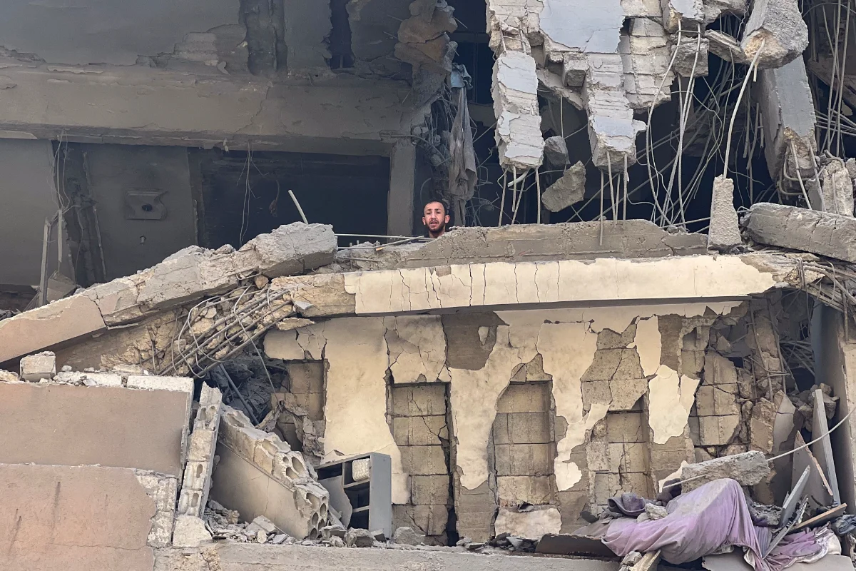 US-Israeli strikes hit Iranian residential areas, killing dozens US-Israeli strikes hit Iranian residential areas, killing dozens