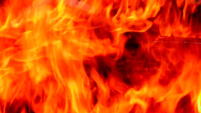 5 killed in building fire in Cairo