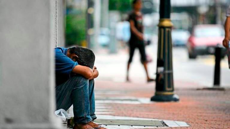 90 million at risk of poverty 90 million at risk of poverty