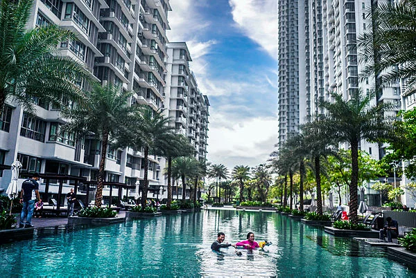 Malaysia property market hits decade-record RM241.87bil in 2025
