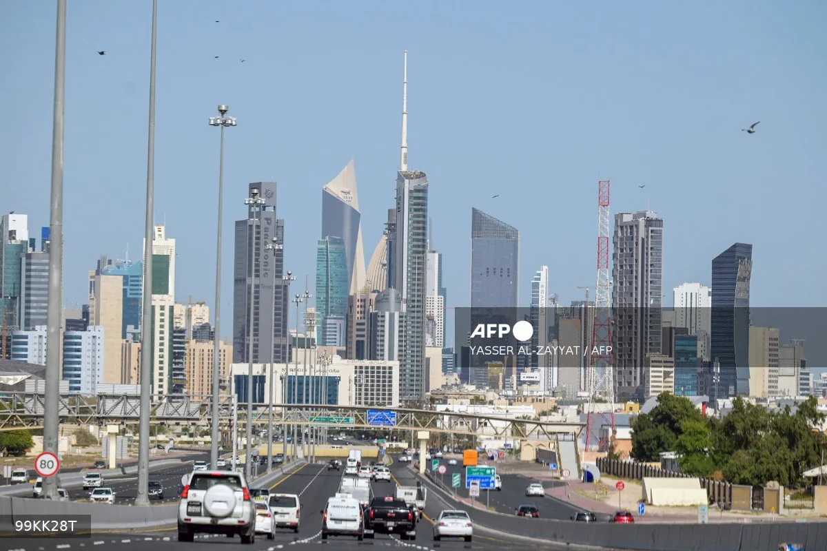 AFP__KuwaitIranUsIsraelConflict Kuwait refinery hit as Iran says missile production 'no concern'