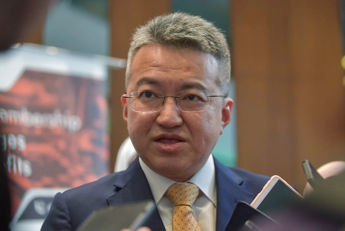 ASEAN_urged_to_set_regional_minimum_tax_to_avoid__race_to_the_bottom_