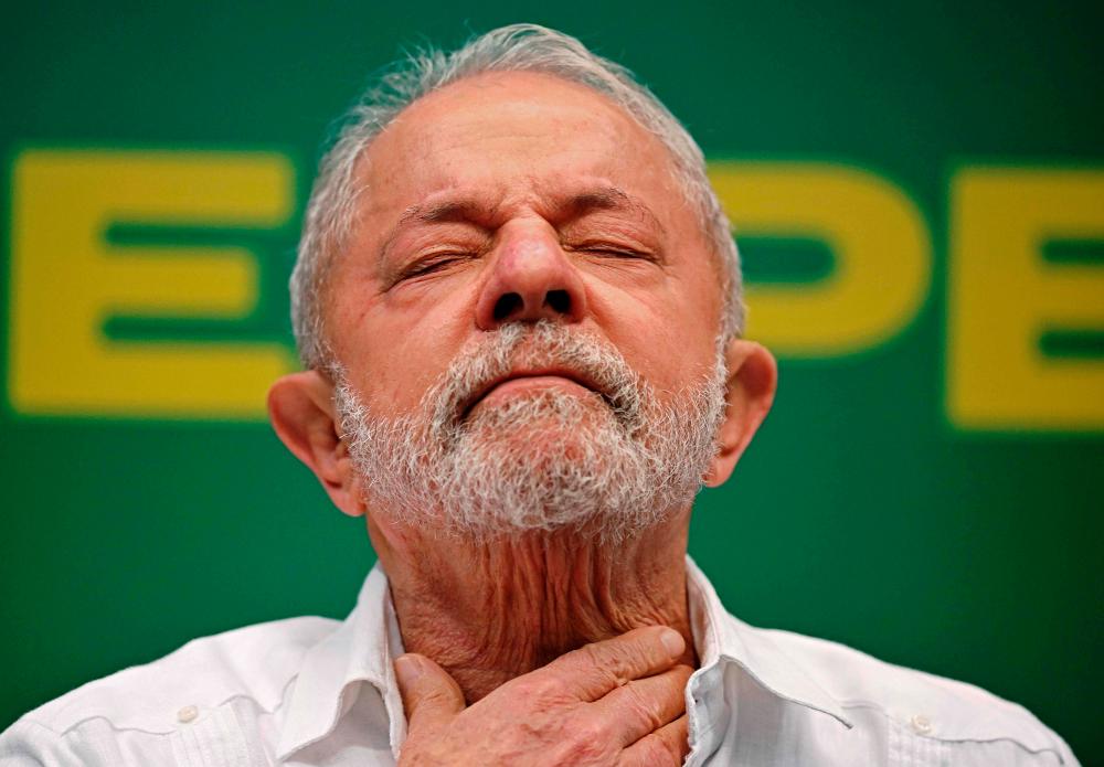 Age, health on the ballot in Brazil's Bolsonaro-Lula runoff Age, health on the ballot in Brazil's Bolsonaro-Lula runoff