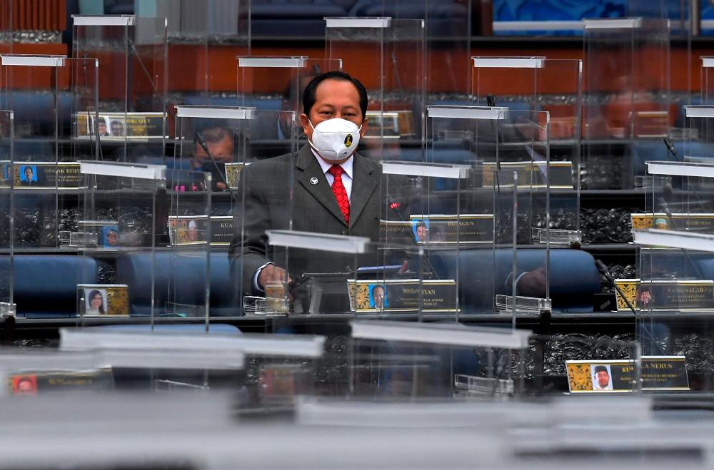 Ahmad Maslan freed on charges of failing to declare RM2 million to IRB, making false statement to MACC (Updated) Ahmad Maslan freed on charges of failing to declare RM2 million to IRB, making false statement to MACC (Updated)