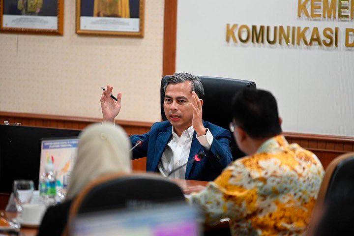 Airasia passenger data leak - Early investigations indicate cyberattack: Fahmi Fadzil Airasia passenger data leak - Early investigations indicate cyberattack: Fahmi Fadzil