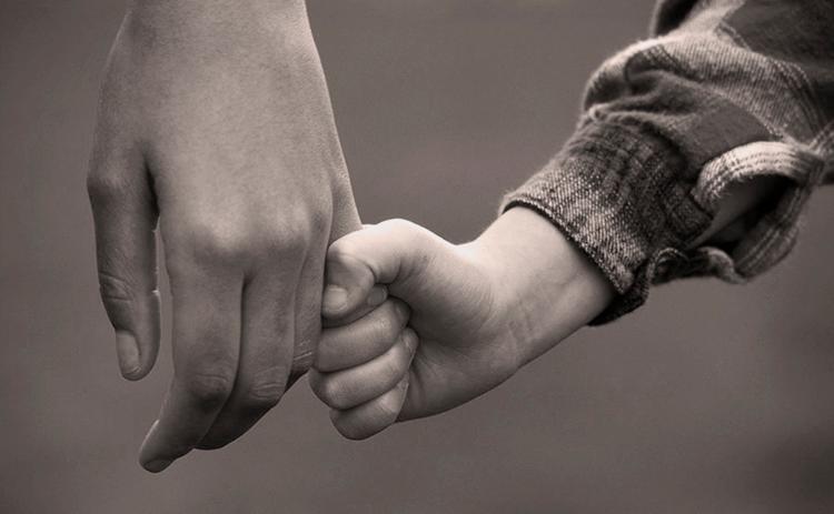âAlways monitor your childrenâ advises mum of baby who fell to her death