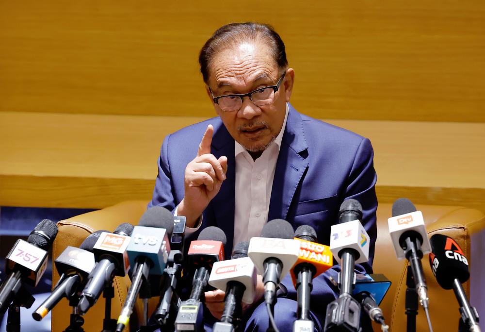 Anwar: Kerajaan teliti keperluan tambah jawatan hakim mahkamah tinggi untuk Sabah, Sarawak Anwar: Kerajaan teliti keperluan tambah jawatan hakim mahkamah tinggi untuk Sabah, Sarawak