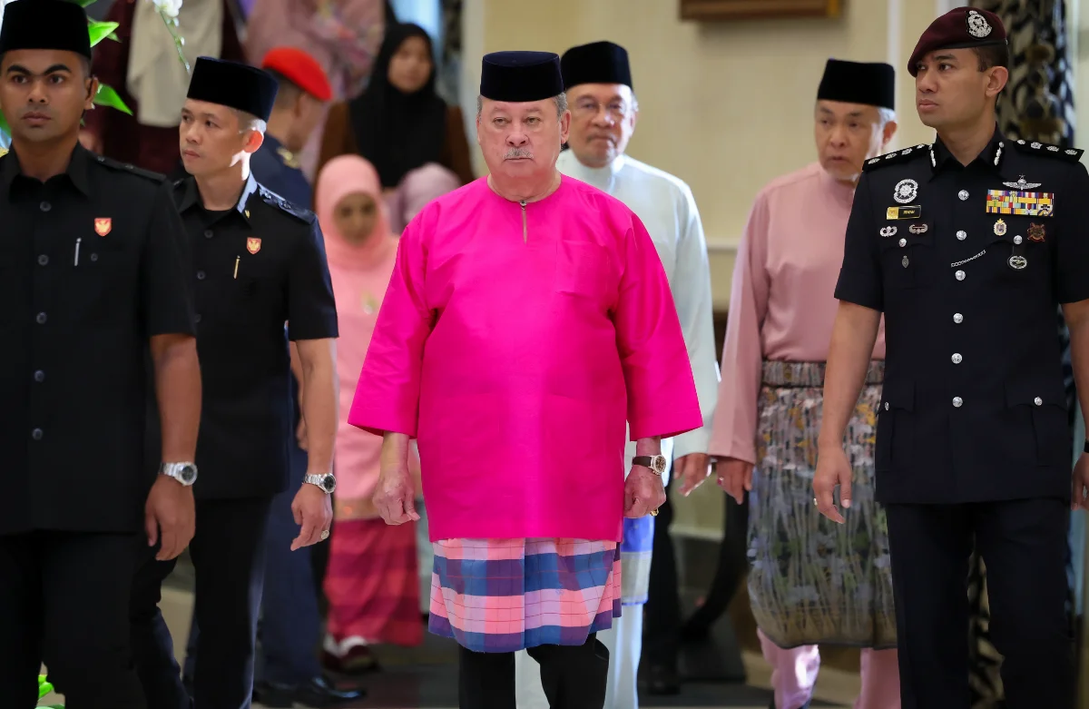 Arrival_of_Syawal_observed_with_Aidilfitri_prayers_across_the_country Arrival of Syawal observed with Aidilfitri prayers across the country