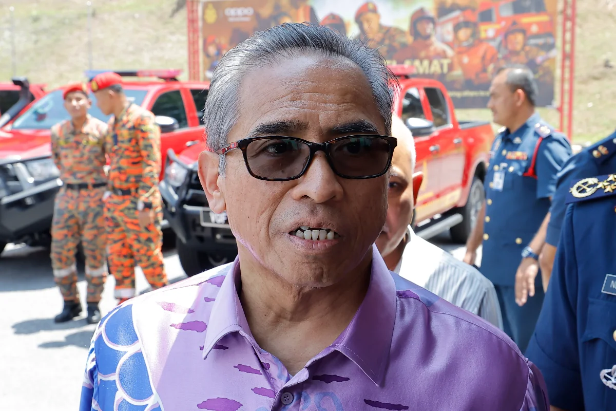 Azam Baki's shareholding case to be reviewed by disciplinary board