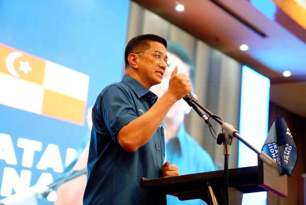 Azmin: Monsoon season GE15 because some parties want low voter turnout