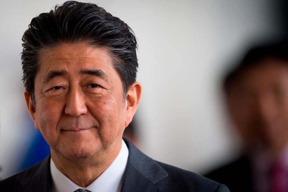 Azmin, politicians express condolences over death of Shinzo Abe