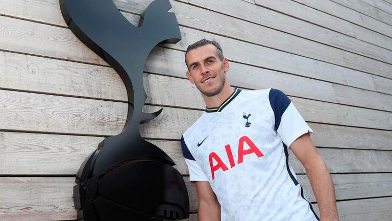 Bale willing to boycott social media over abuse of footballers Bale willing to boycott social media over abuse of footballers
