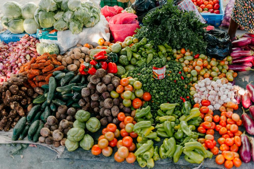 Bangladesh farmers swap rice for vegetables as water dries up