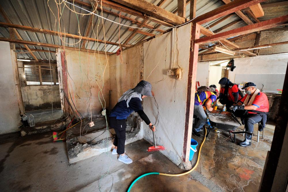 Banjir: 34 kediaman rosak teruk di Sungai Lui diganti rumah baharu