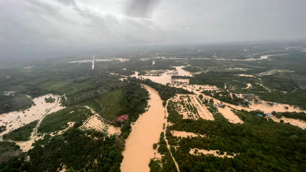 Banjir: Jumlah mangsa di Sabah meningkat, Johor kekal Banjir: Jumlah mangsa di Sabah meningkat, Johor kekal