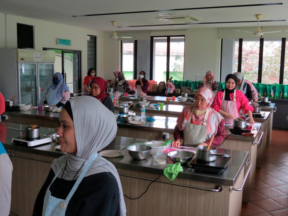 Berjaya Sompo partners with Yayasan Generasi Gemilang to reach out to B40 communities through outreach programs Berjaya Sompo partners with Yayasan Generasi Gemilang to reach out to B40 communities through outreach programs