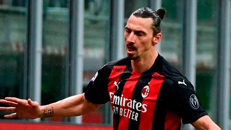 Berlusconi tells Ibrahimovic to spend rest of career at AC Milan