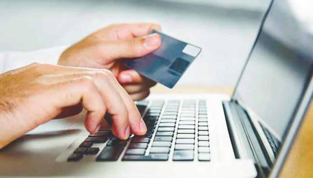 Beware of online shopping fraud this festive season 