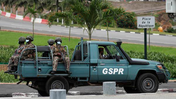 Bodyguards beaten for fasting case: Police discover illegal gambling, money lending activities