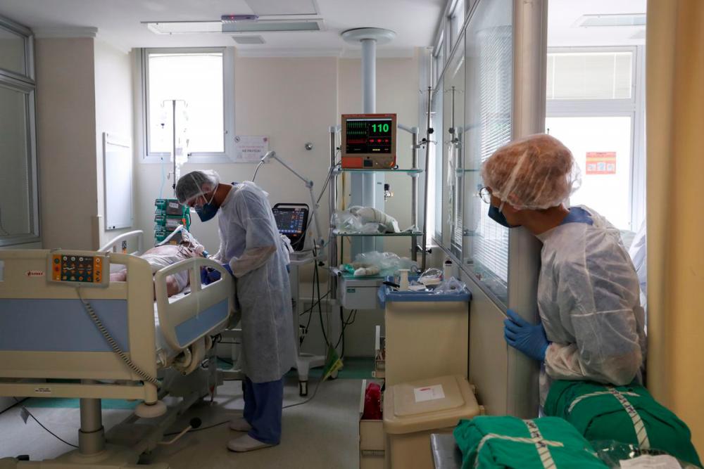 Brazil reports 217 Covid deaths in 24 hours