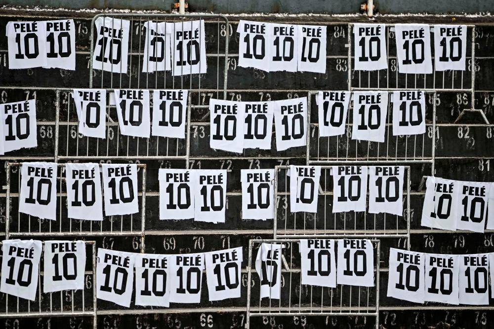 Brazilian city of Santos bids farewell to ‘king of football’ Pele Brazilian city of Santos bids farewell to ‘king of football’ Pele