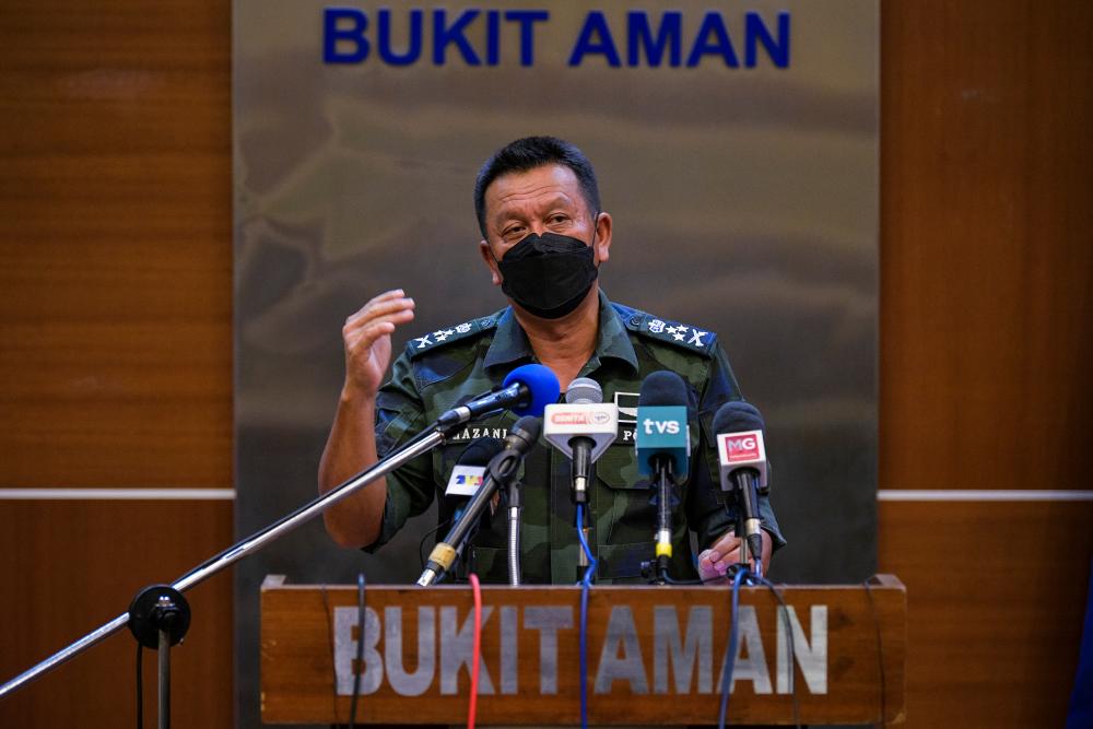 Bukit Aman announces transfers, promotions of 10 senior officers Bukit Aman announces transfers, promotions of 10 senior officers