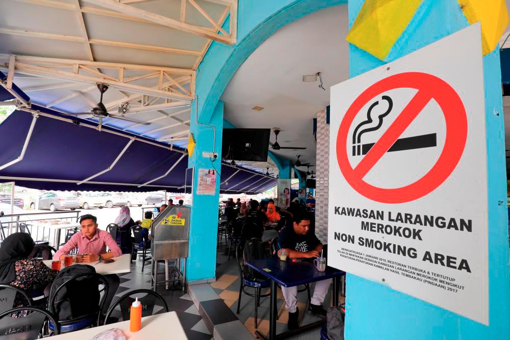 Cabinet gives nod to proposed smoking ban bill: KJ