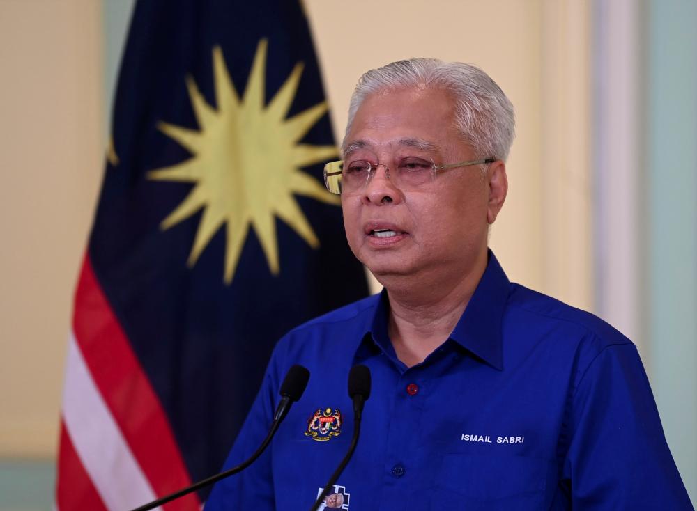 Cabinet to discuss suspension of Umrah travel tomorrow — PM