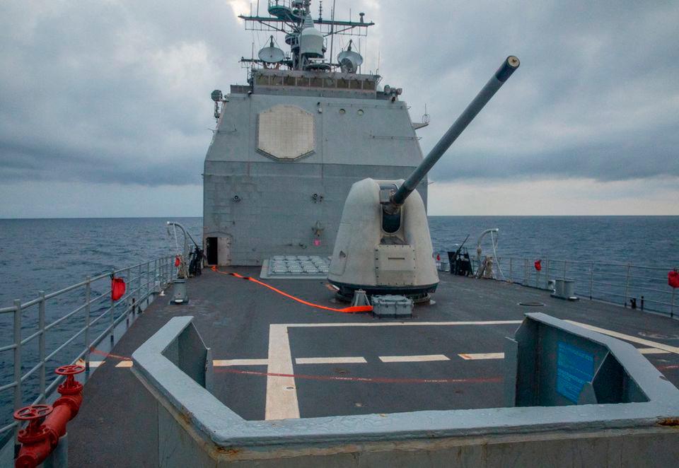 China says it drove away US cruiser near Spratly Islands