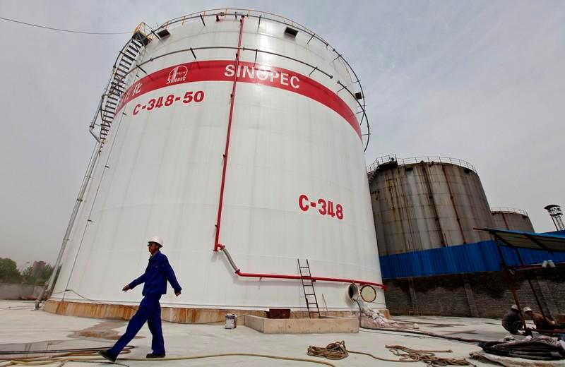 Chinaâs oil buying frenzy slows on high stocks limited quotas