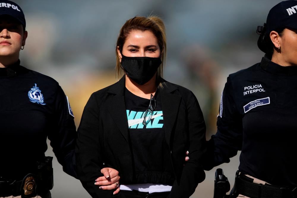 Colombia extradites accused drug cartel leader’s sister to US Colombia extradites accused drug cartel leader’s sister to US