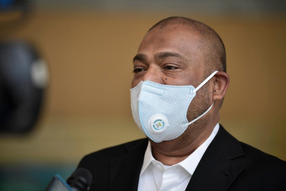 Court allows Abdul Azeezâs application to stay hearing of corruption, money laundering case