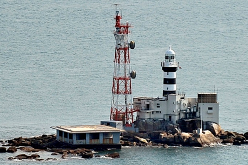 Court allows PM, govt to strike out suit on Pulau Batu Puteh