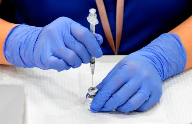 Covid: 666,495 individuals complete both doses of vaccine as of yesterday â Dr Adham