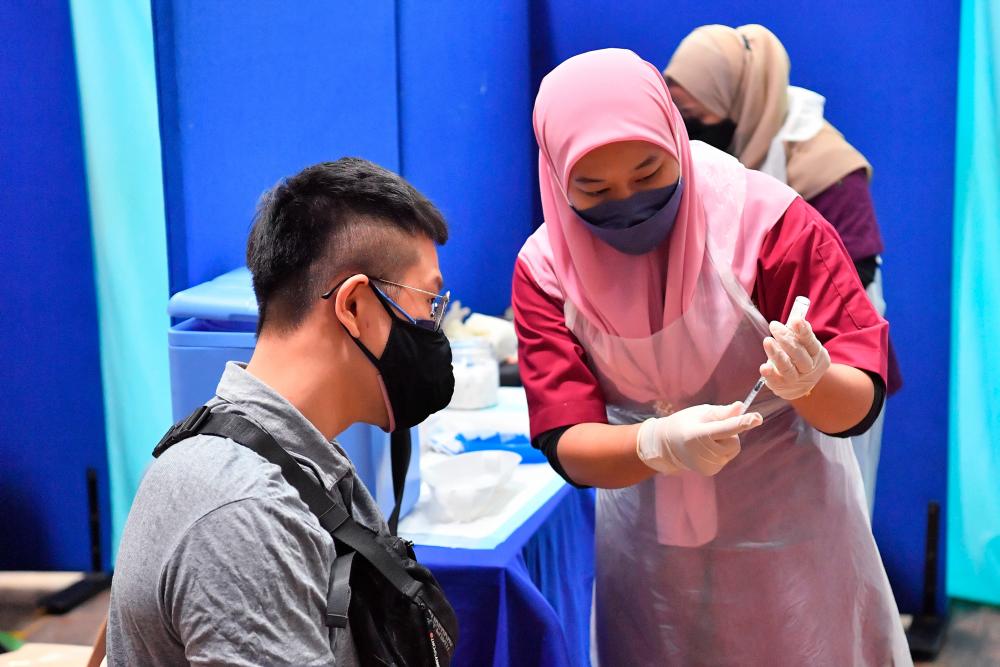 Covid: 72 peratus populasi dewasa Malaysia lengkap vaksinasi setakat semalam: JKJAV