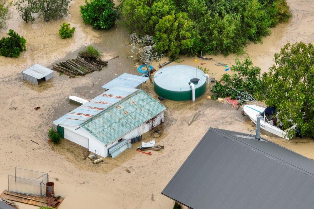 Cyclone-battered New Zealand declares national emergency