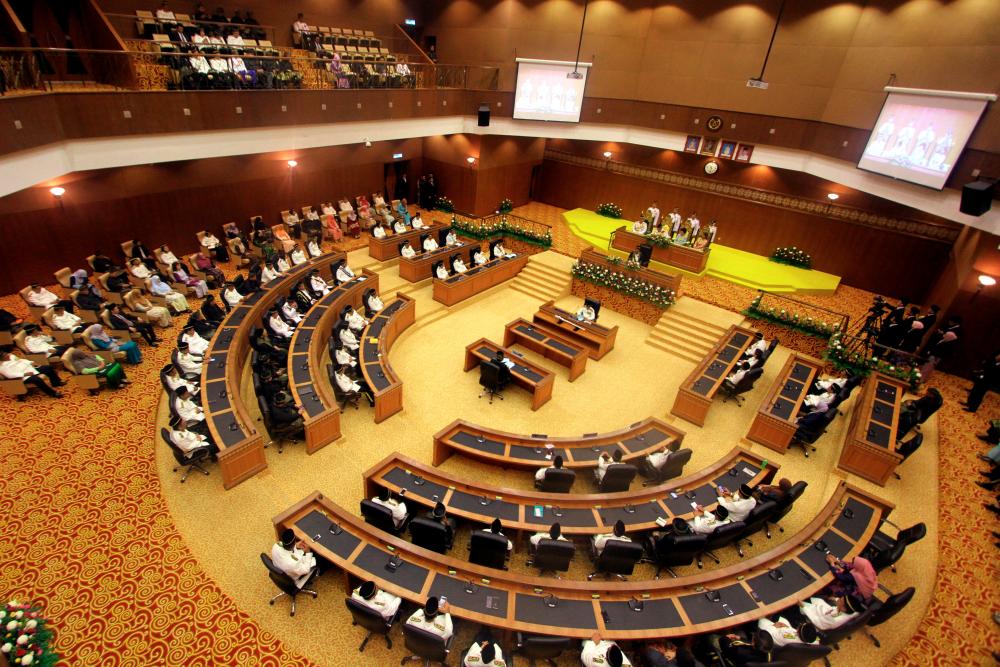 DUN Perlis bubar hari ini DUN Perlis bubar hari ini