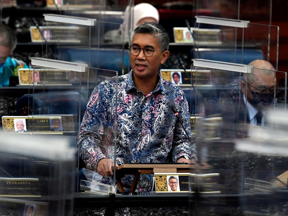 Dakwaan kerajaan kurangkan bantuan, subsidi tidak benar: Tengku Zafrul